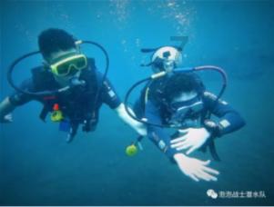 如何提高旅客通行效率?省政协老委员专家组组长陈雨农建议优化我省火车站服务质量