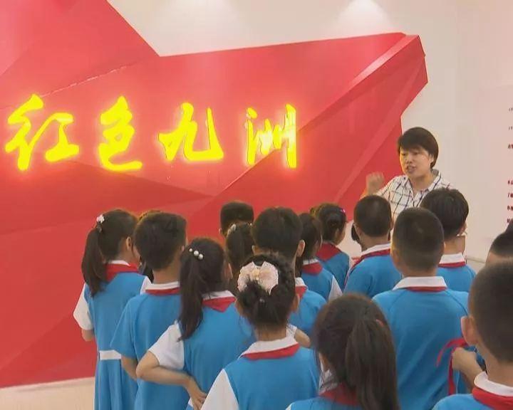 小猫钓鱼游戏龙王版有船