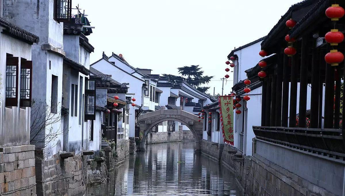 1月31日上海三毛（600689）龙虎榜数据：游资宁波桑田路、量化打板、炒股养家上榜