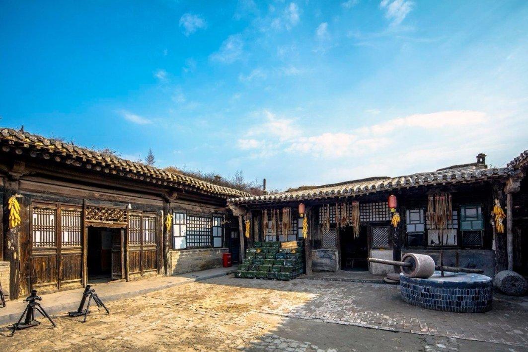 两会报告:浙江去年GDP跃上8万亿新台阶,今年计划新增50家上市公司