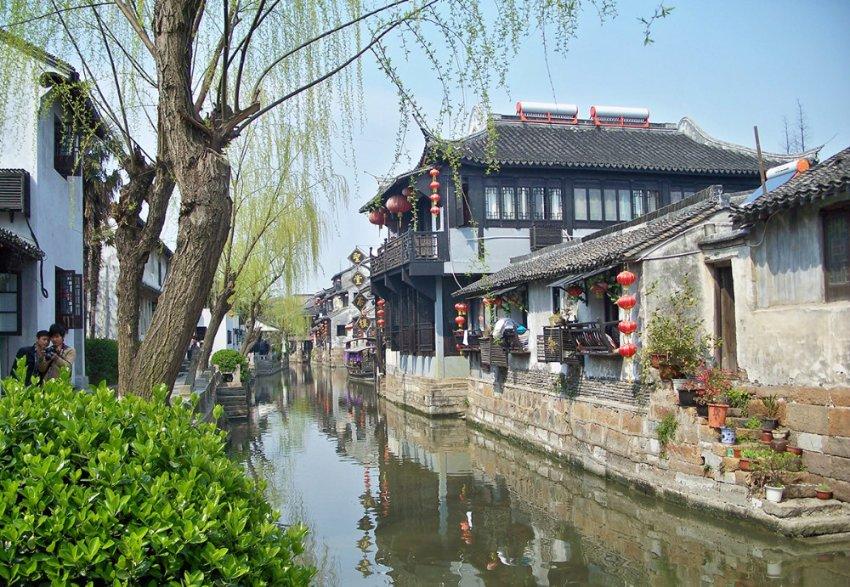 镇江的此次签约,将推动江苏航空教育事业的创新与发展