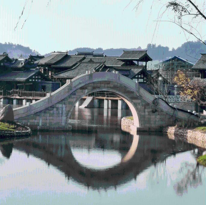 如何评价李沁？