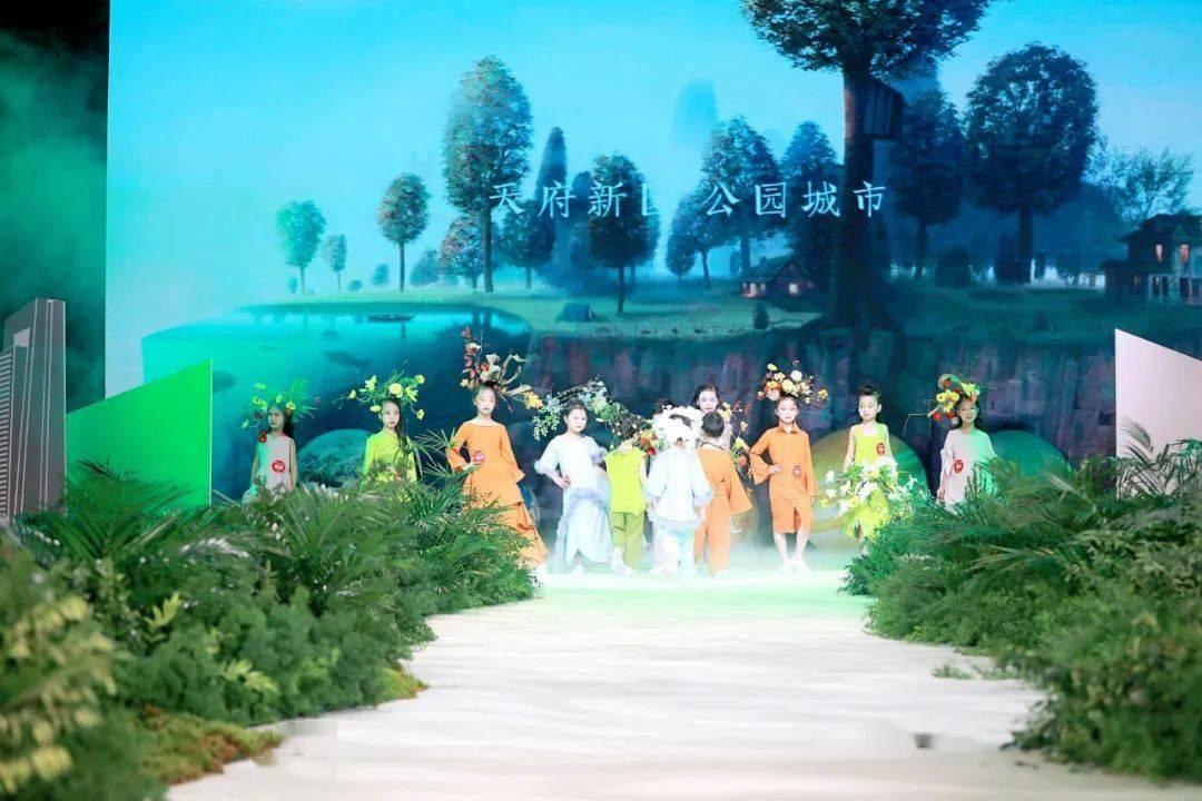 小猫钓鱼游戏龙王版有船